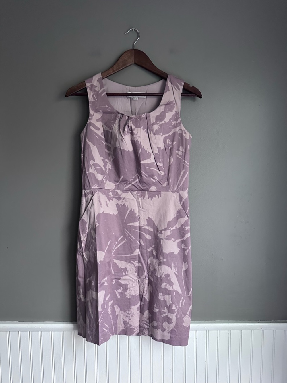 Ann Taylor LOFT Mauve & Beige Abstract Floral Sleeveless Dress – Size 6 Petite